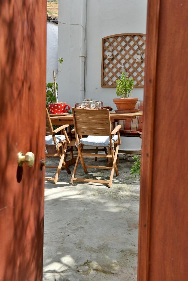 Grandmas Guest House Hydra  Esterno foto